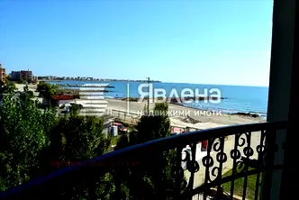 Тристаен апартамент в Бургас, Поморие