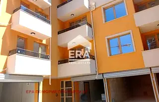 Тристаен апартамент в Бургас, Поморие