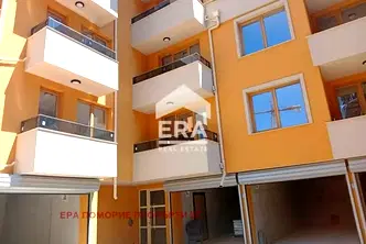 Тристаен апартамент в Бургас, Поморие
