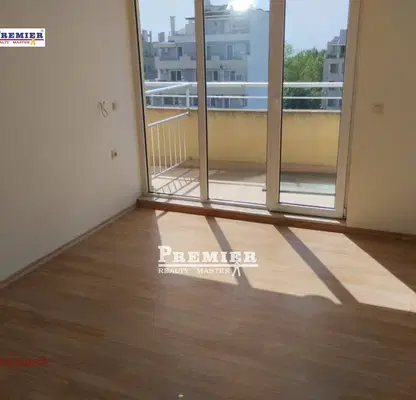 Снимка 4 — Тристаен апартамент в Бургас, Поморие