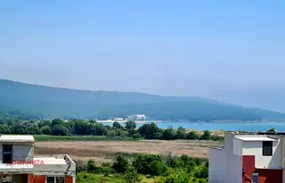 Тристаен апартамент в Бургас, Приморско