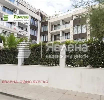Снимка 2 — Тристаен апартамент в Бургас, Приморско