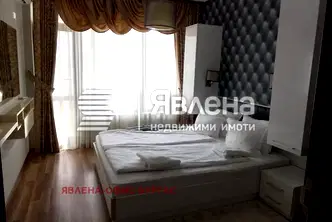 Тристаен апартамент в Бургас, Приморско
