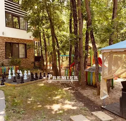 Снимка 4 — Тристаен апартамент в Бургас, Приморско