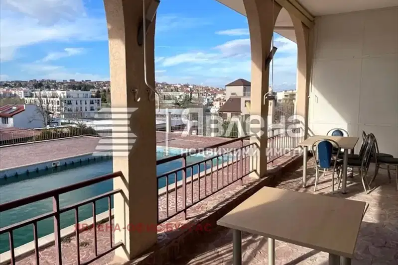 Тристаен апартамент в Бургас, Созопол