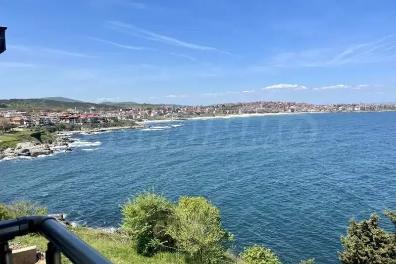 Тристаен апартамент в Бургас, Созопол