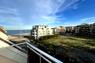Тристаен апартамент в Бургас, Созопол