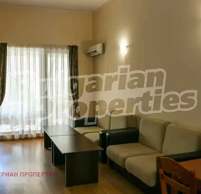 Photo 3 — Spacious 3-room apartment in Sozopol with courtyard view