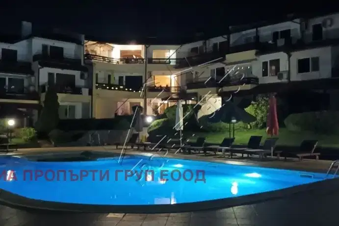 Тристаен апартамент в Бургас, Созопол