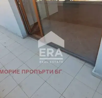 Снимка 2 — Просторен 3-стаен апартамент с две тераси в Свети Влас