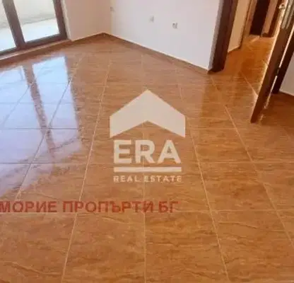 Снимка 3 — Просторен 3-стаен апартамент с две тераси в Свети Влас