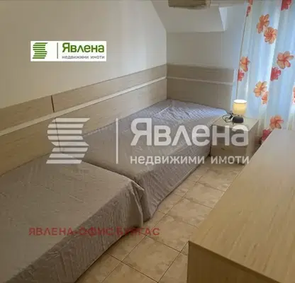 Снимка 5 — Тристаен апартамент в Бургас, Свети Влас