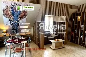 Тристаен апартамент в Бургас, Свети Влас