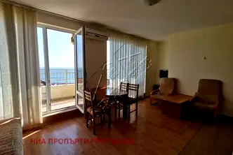 Тристаен апартамент в Бургас, Свети Влас