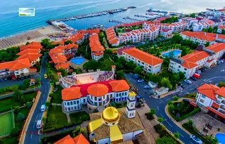Тристаен апартамент в Бургас, Свети Влас