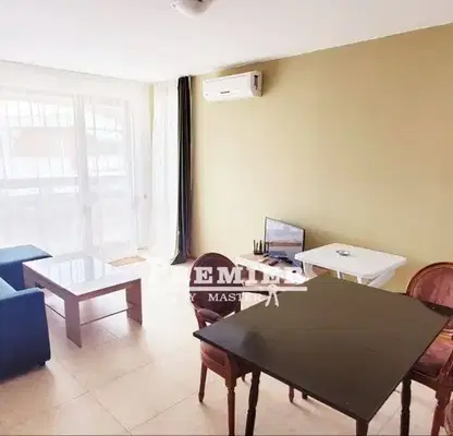Photo 2 — 3-bedroom apartment in Oblast Burgas, Elenite