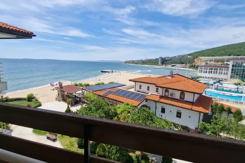 3-bedroom apartment in Oblast Burgas, Elenite