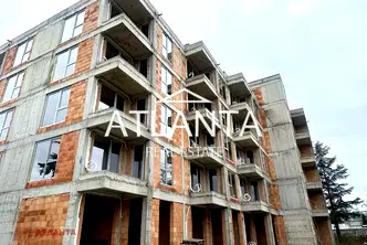 Тристаен апартамент в Бургас, к.к. Слънчев бряг