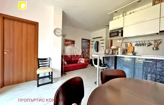 Тристаен апартамент в Бургас, к.к. Слънчев бряг