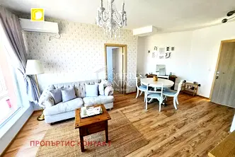 Тристаен апартамент в Бургас, к.к. Слънчев бряг
