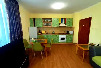 Тристаен апартамент в Бургас, к.к. Слънчев бряг
