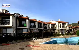 Тристаен апартамент в Бургас, к.к. Слънчев бряг