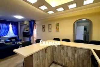 Тристаен апартамент в Бургас, к.к. Слънчев бряг