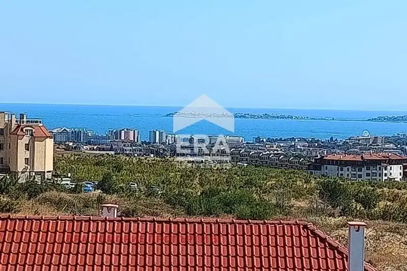 Тристаен апартамент в Бургас, к.к. Слънчев бряг