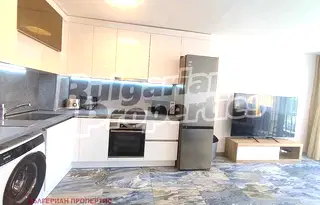 Тристаен апартамент в Бургас, к.к. Слънчев бряг