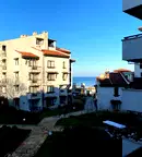 Тристаен апартамент в Бургас, с. Лозенец
