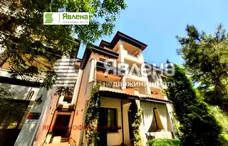 Тристаен апартамент в Бургас, с. Лозенец