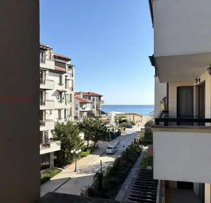 Снимка 4 — Тристаен апартамент в Бургас, с. Лозенец