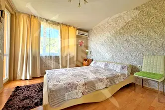 Тристаен апартамент в Бургас, с. Лъка
