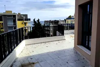 Тристаен апартамент в Бургас, с. Равда