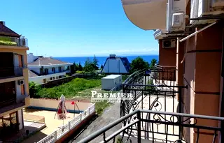 Тристаен апартамент в Бургас, с. Равда
