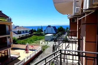 Тристаен апартамент в Бургас, с. Равда