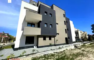 Тристаен апартамент в Бургас, с. Равда