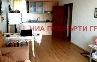 Тристаен апартамент в Бургас, с. Равда