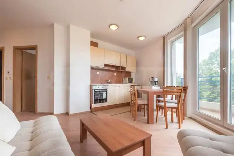 3-bedroom apartment in Oblast Dobrich, Balchik