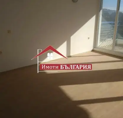 Снимка 2 — Тристаен апартамент в Добрич, Балчик