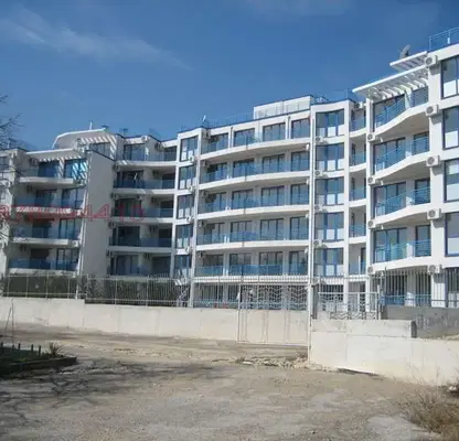 Photo 2 — 3-bedroom apartment in Dobrich, Balchik