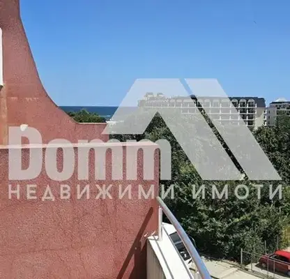 Снимка 4 — Тристаен апартамент с голяма тераса в с. Кранево, обл. Добрич