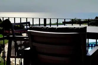Тристаен апартамент в Добрич, с. Топола