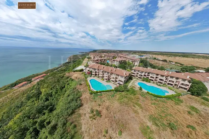 3-bedroom apartment in Oblast Dobrich, Topola