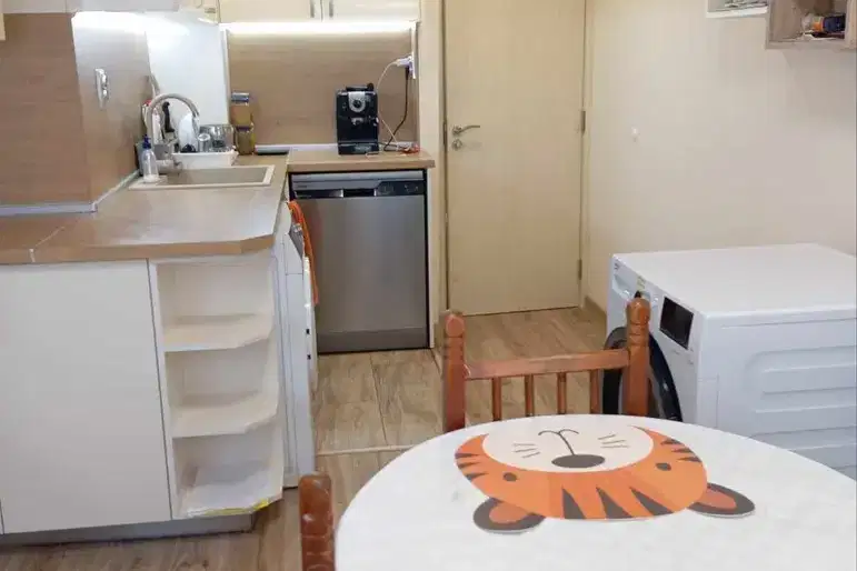 Three-room apartment in Zapaden complex, Sevlievo, renovated