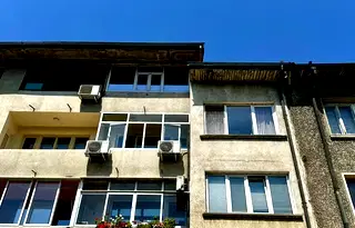 Тристаен апартамент в Ловеч, Троян