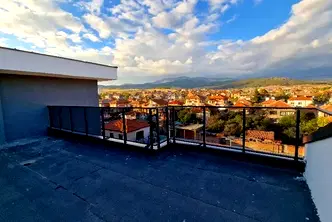 Тристаен апартамент в Пазарджик, Панагюрище