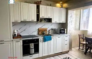 Тристаен апартамент в Перник, Радомир