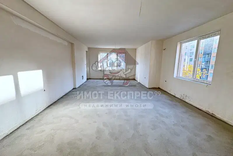 Тристаен апартамент в кв. Изток, Асеновград, ново строителство