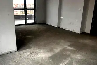 Тристаен апартамент в Пловдив, с. Белащица
